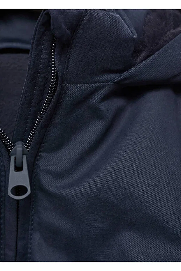 Детское зимнее пальто для девочек стеганое с капюшоном Mango Baby, Navy Blue — фото 3
