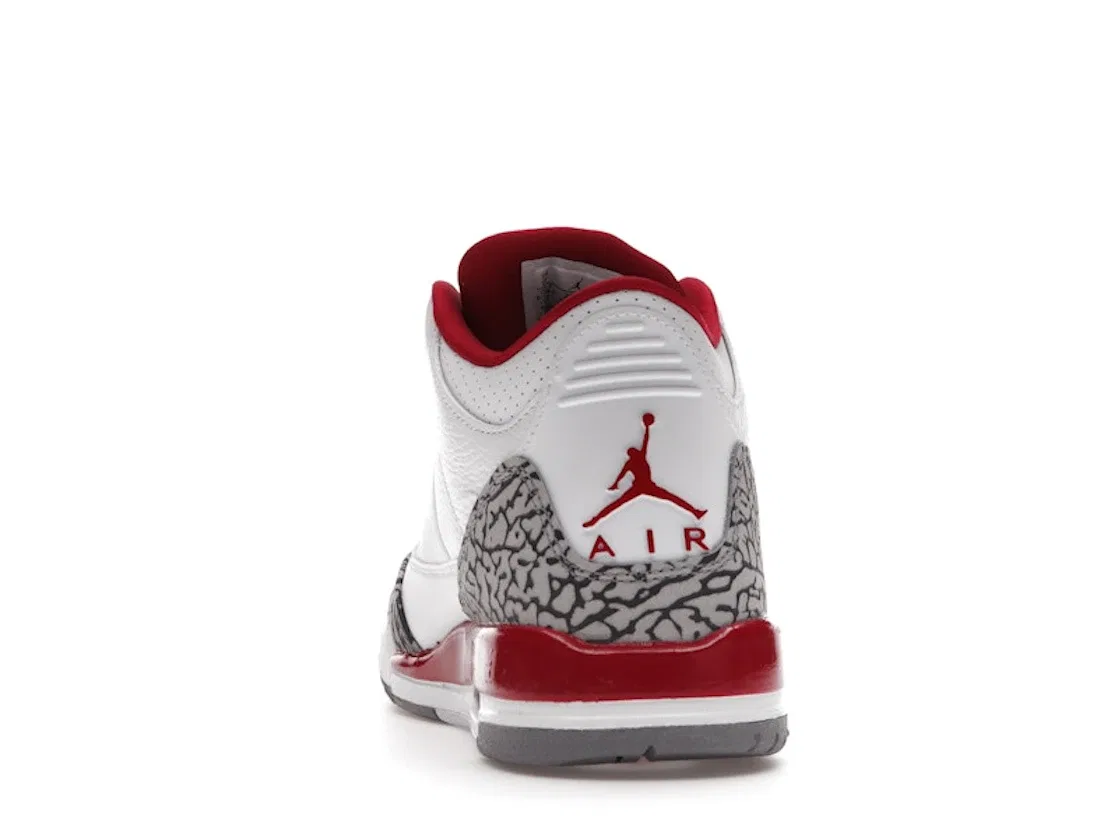 Детские кроссовки Lifestyle с принтом Jordan 3 Retro Jordan, White/Light Curry/Cardinal Red/Cement Grey — фото 4