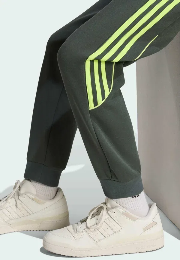 Спортивные брюки Adidas Originals — фото 4