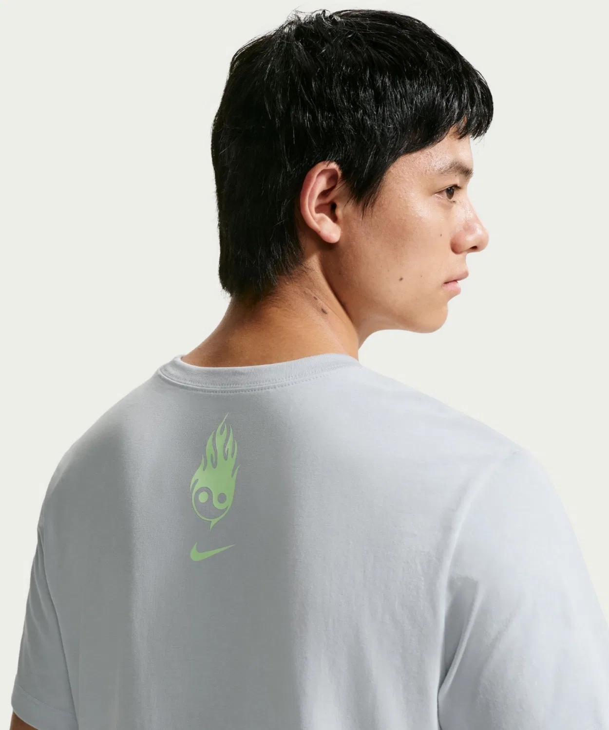 Мужская футболка с принтом Nike Sportswear, Pure Platinum — фото 3
