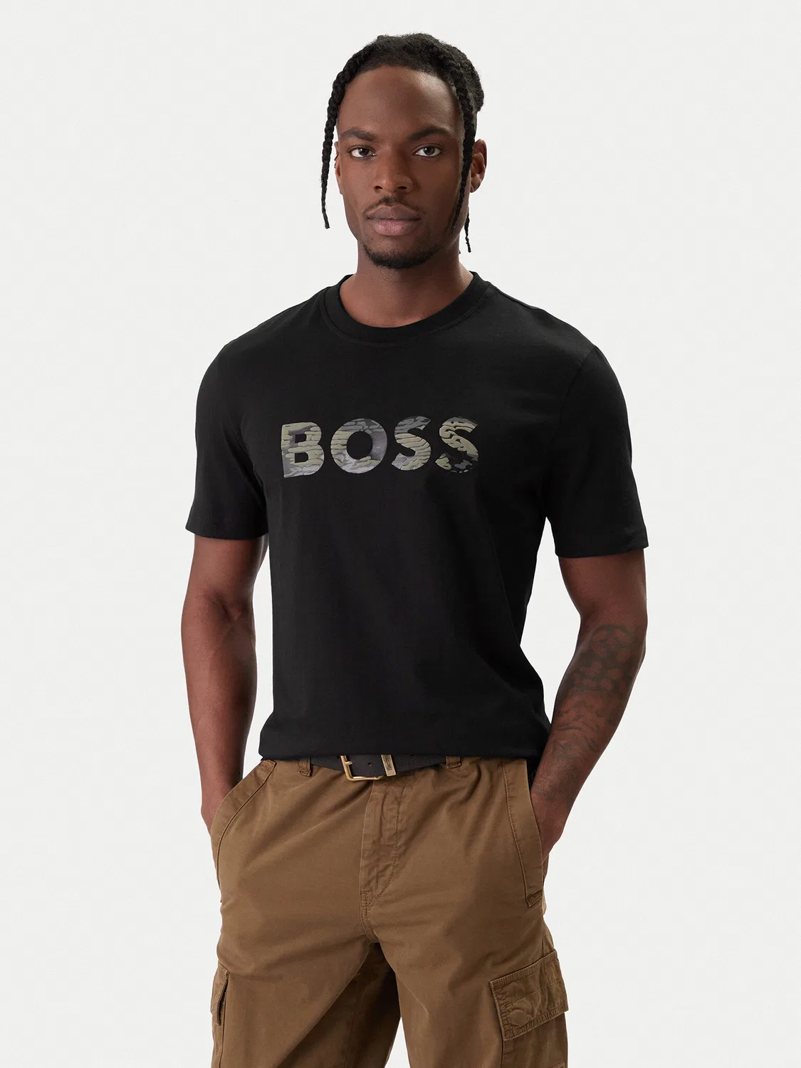 Мужская футболка стандартного кроя Insignia Boss, черный
