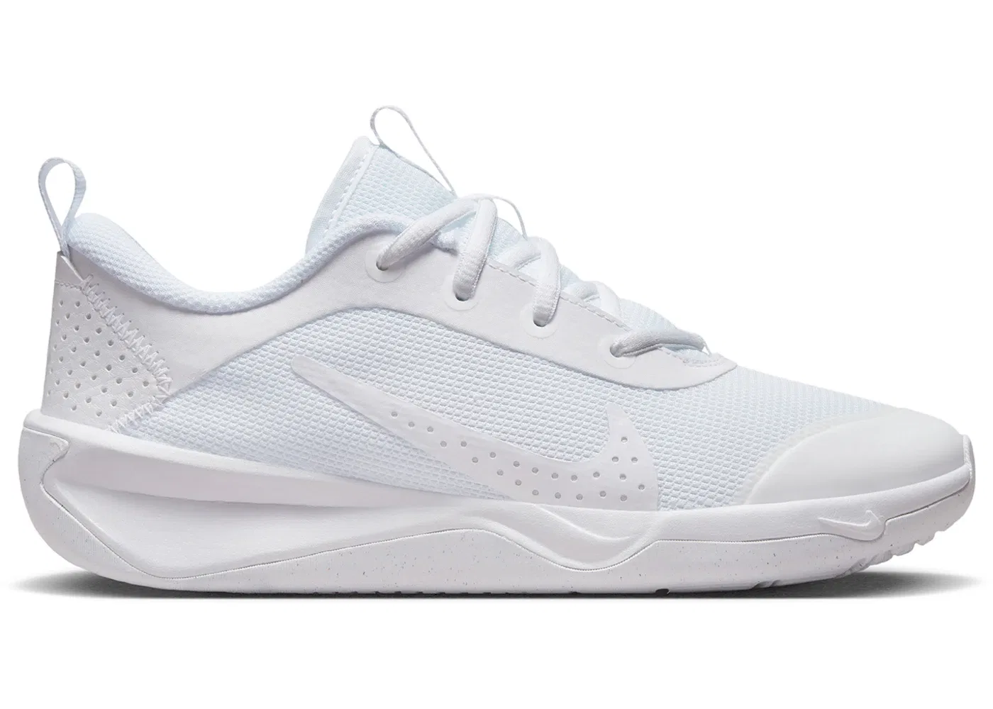 Детские кроссовки Lifestyle Nike Omni Multi-Court, White Pure Platinum White