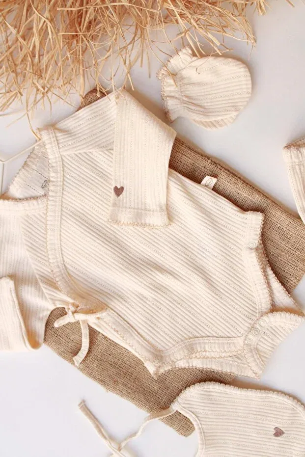 Детский комплект для новорожденных с вышивкой Ohlalakoala, Nude Color — фото 3