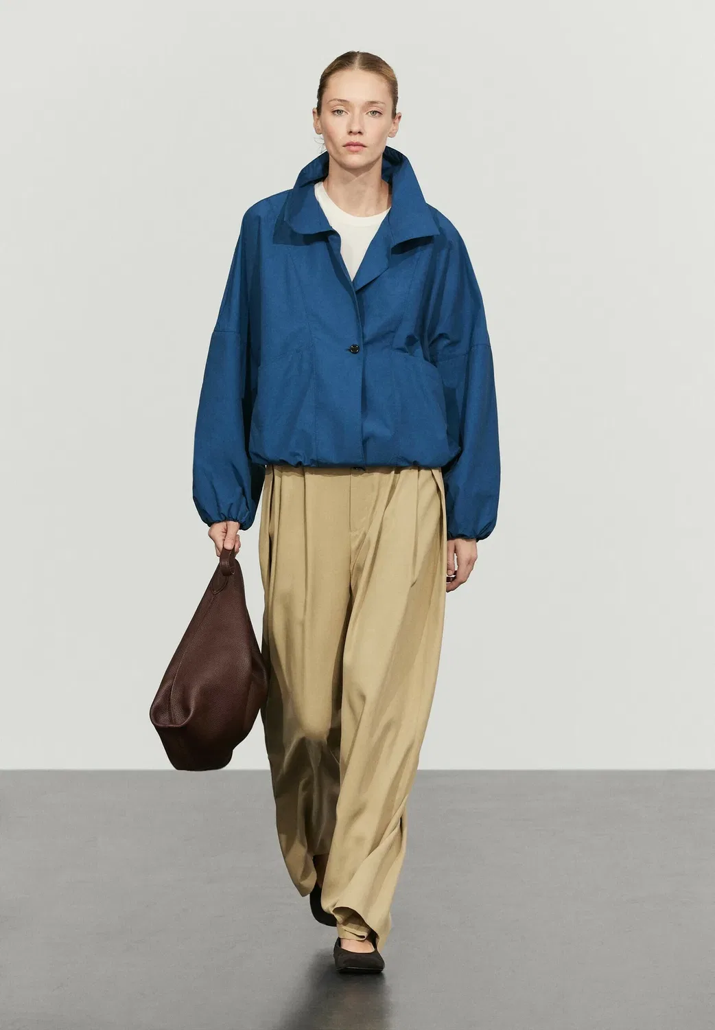 Техническая объемная куртка-бомбер - куртка-бомбер Massimo Dutti, Dark Blue — фото 2