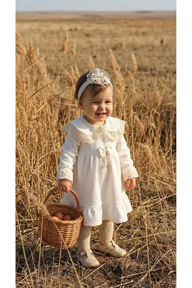 Детское платье для девочек с принтом Vintage jacquard waffle premium baby dress and headband set with bow detail Montina, Ecru