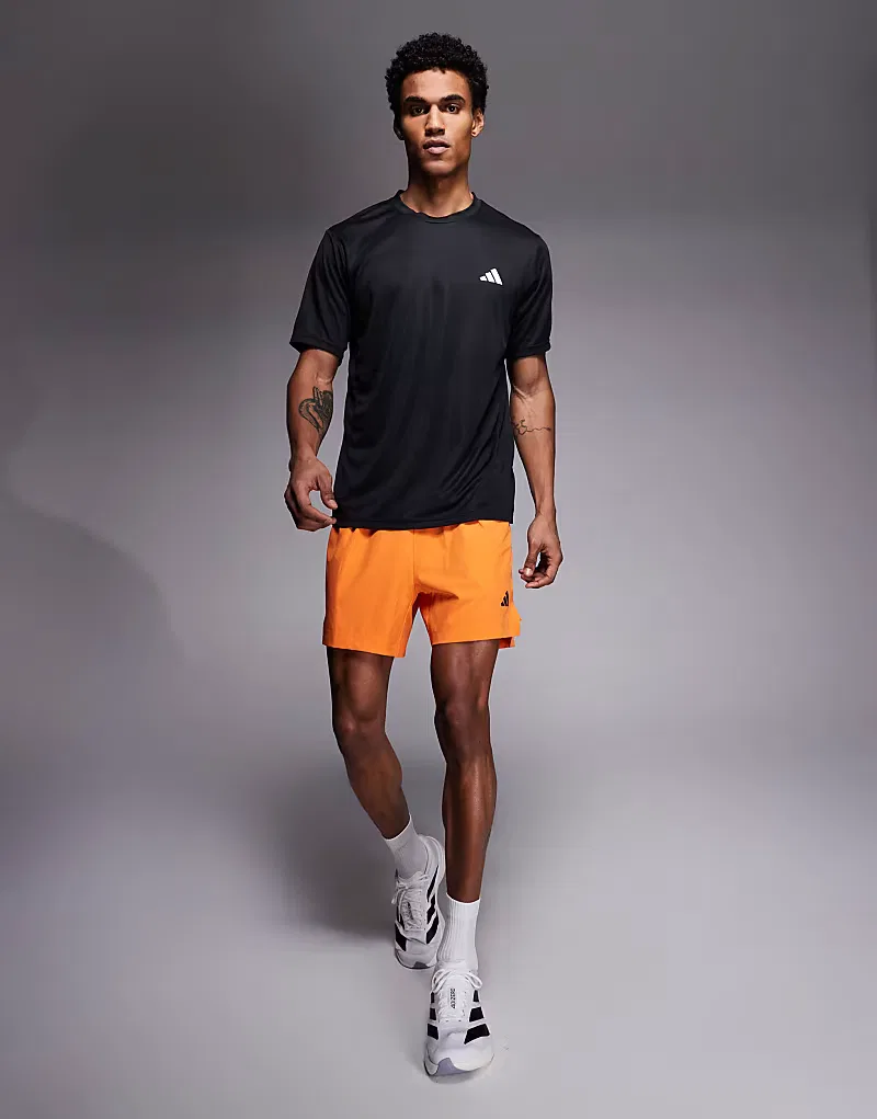 Футболка базовая Workout essentials base Adidas Performance, черный — фото 2