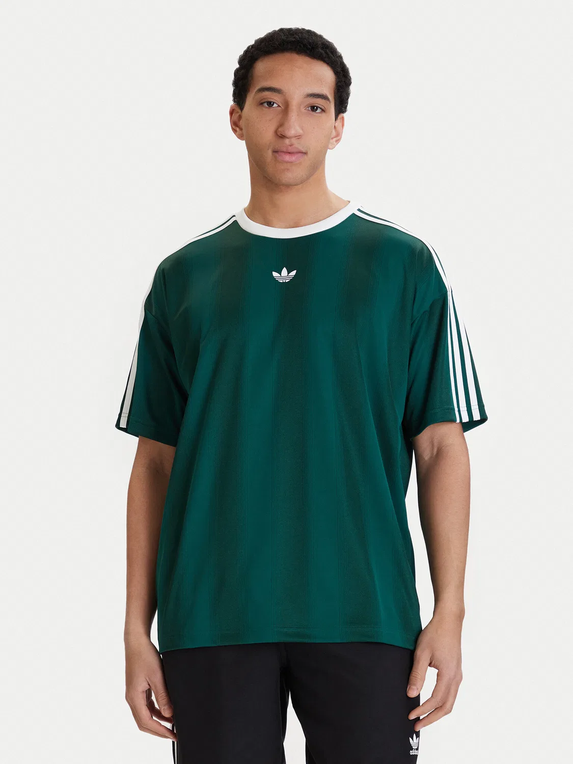 Мужская футболка свободного кроя adicolor Jacquard Adidas, зеленый