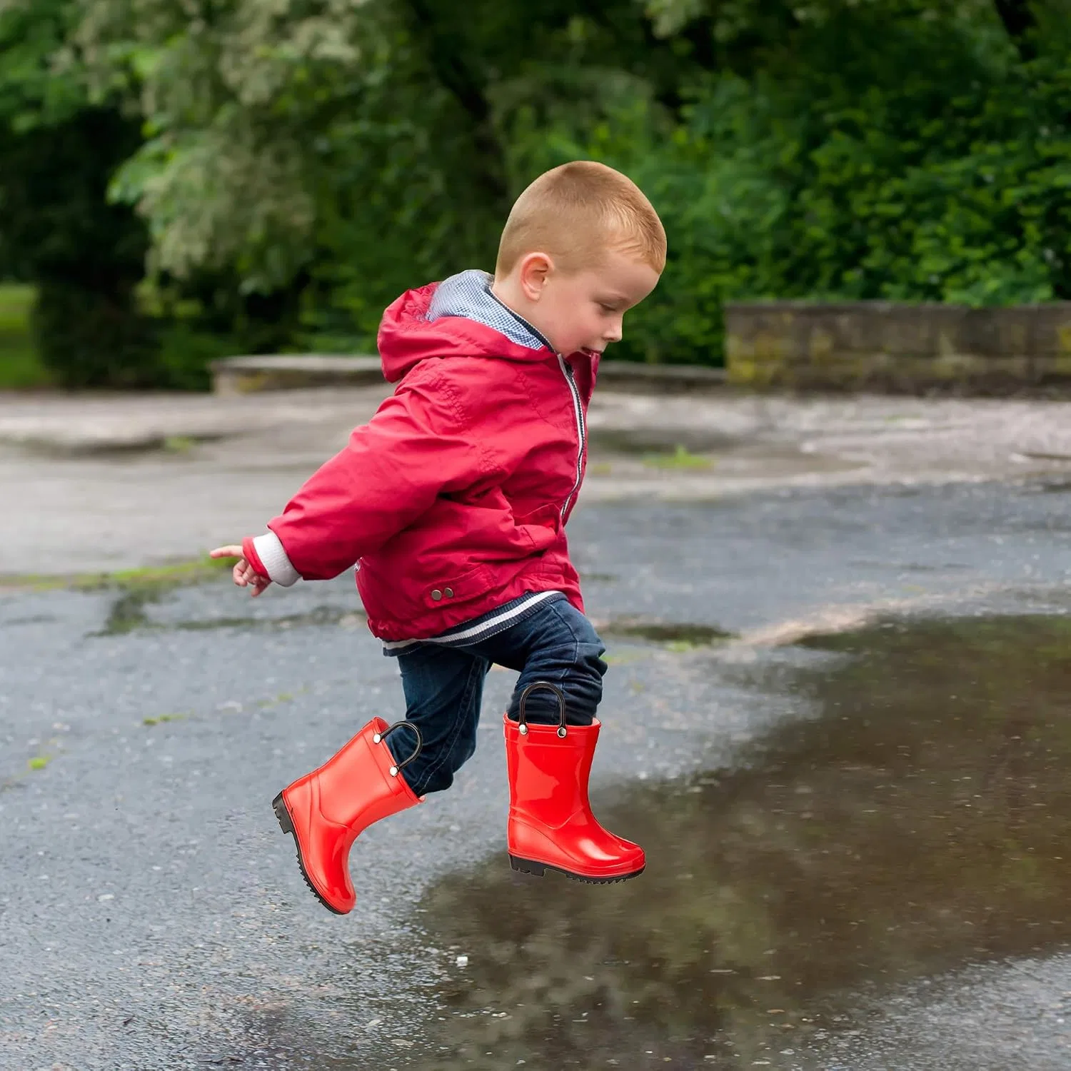 Детские сапоги дождевые с принтом Puddle Play, Red Black Trimming — фото 2