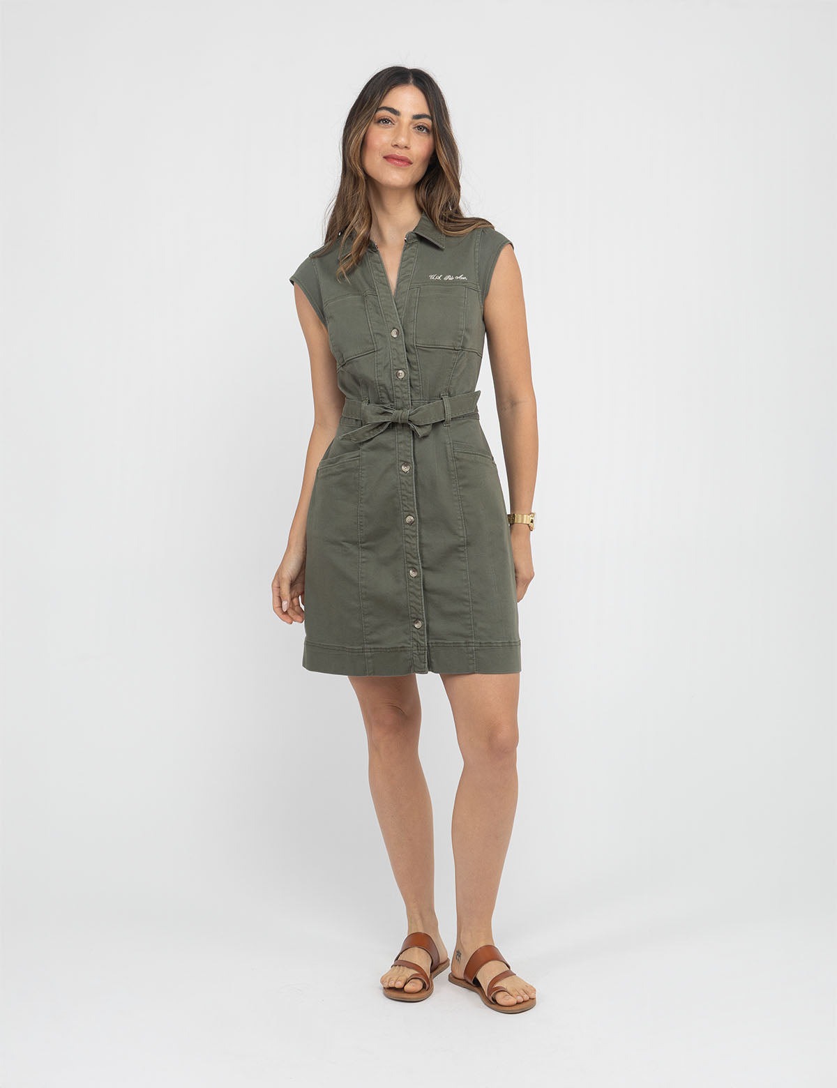 

Платье U.S. Polo Assn Belted Cap Sleeve Split Neck, оливковый