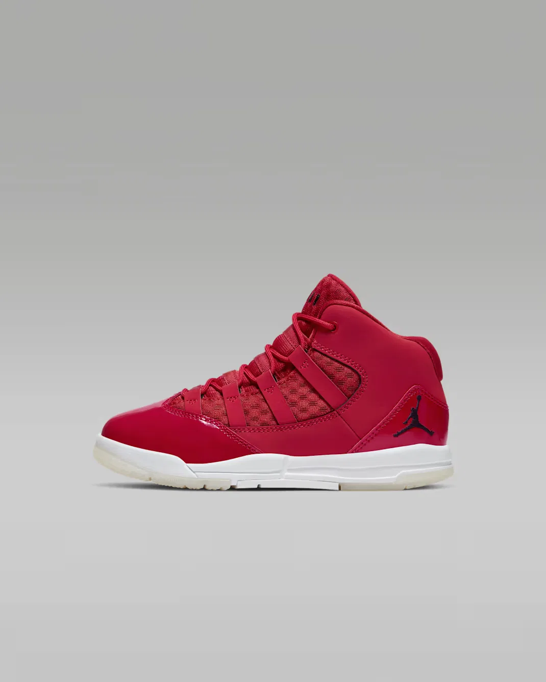 Детские кроссовки Jordan Air Max Aura, Gym Red/White/Ice/Black