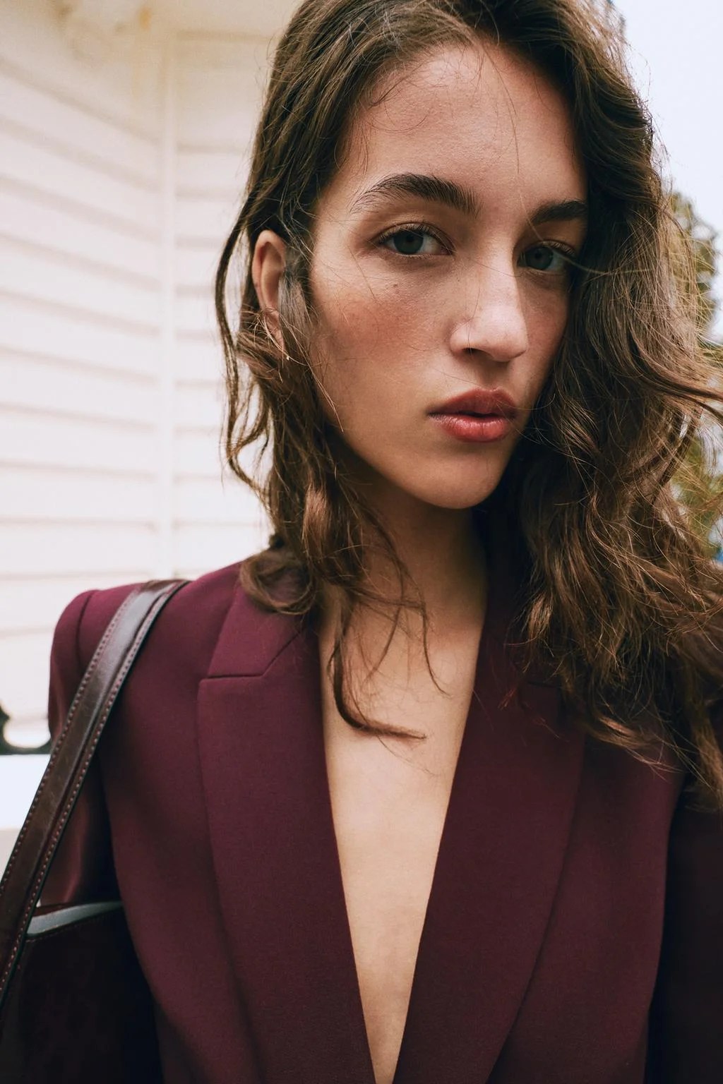Пиджак Zara с плечевыми накладками, бордовый — фото 4