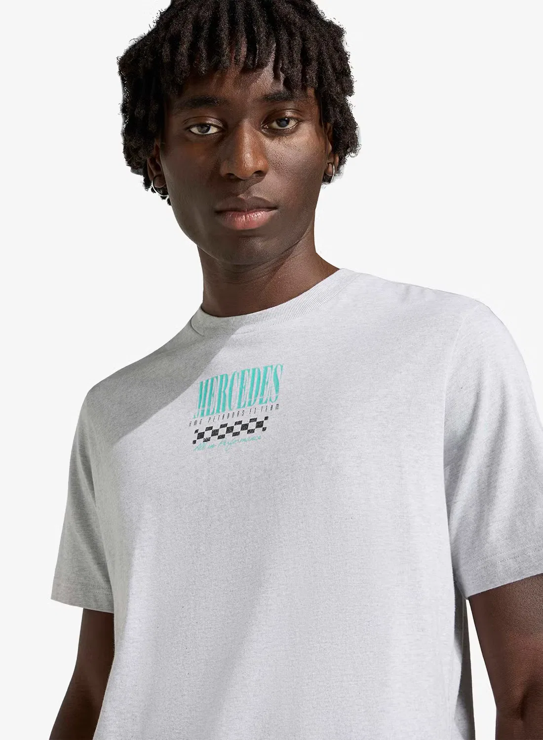 Футболка с принтом Mercedes Adidas, серый — фото 3