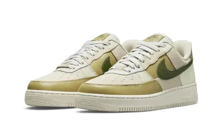 Детские кроссовки с низким верхом Air Force 1 Low Scrap Nike, Light Bone Rough Green — фото 2