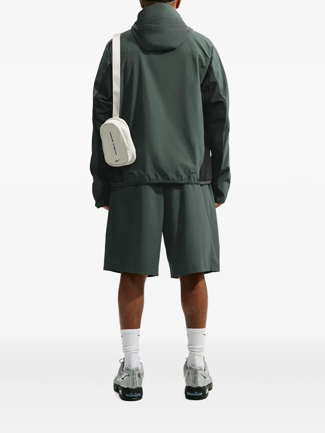 Куртка Tech Helios Dri-Fit зеленая Nike, зеленый — фото 2