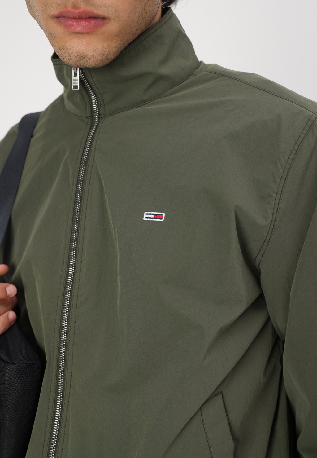 

Летняя куртка ESSENTIAL JACKET Tommy Jeans, темно-зеленый