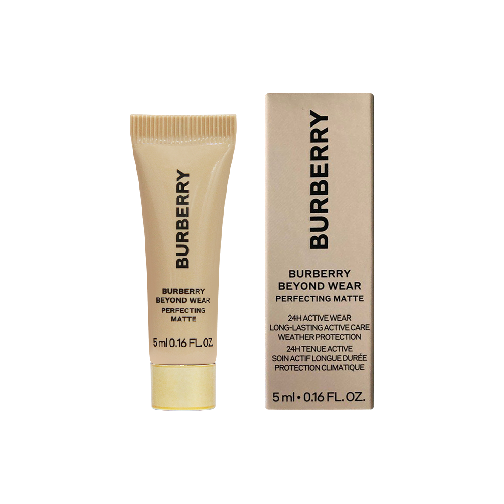 

Жидкая матовая тональная основа длительного ношения n20 пробная упаковка увлажняющая и выравнивающая тон кожи Burberry