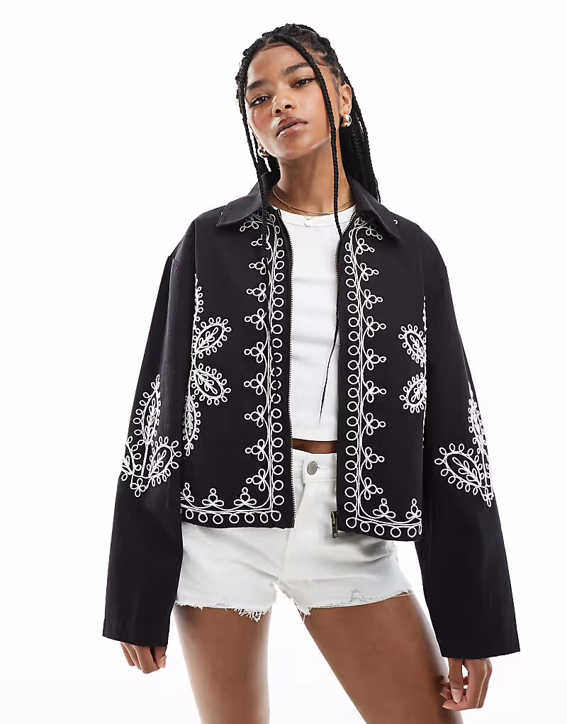 

Куртка с вышитым верхним воротником ASOS DESIGN черного цвета
