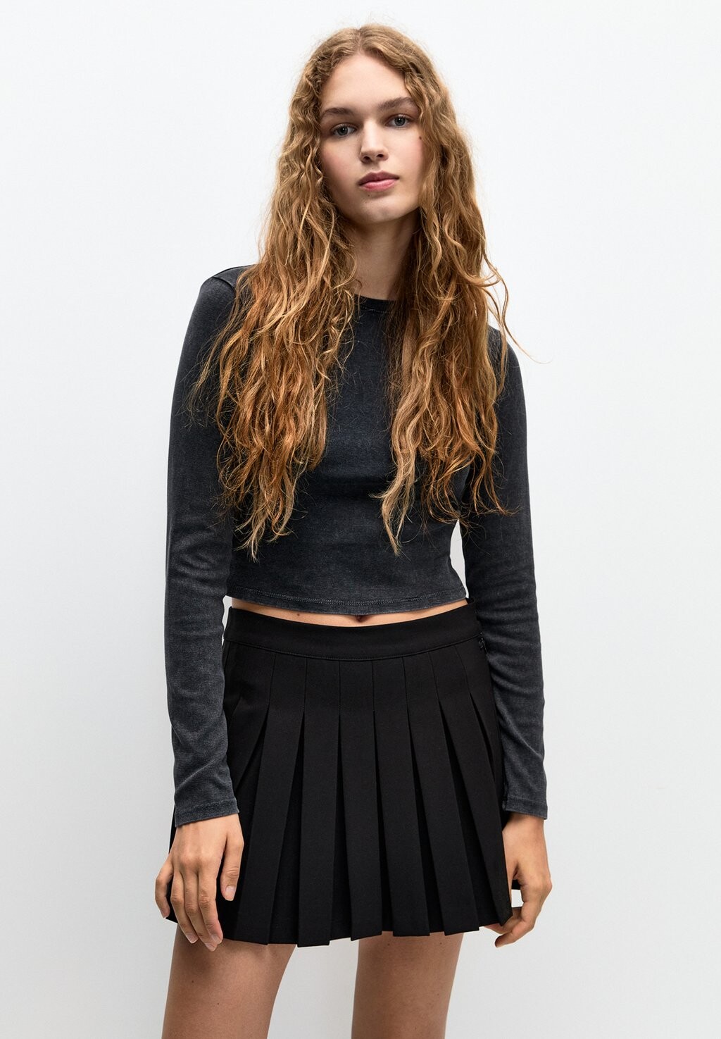 

Юбка А-силуэта BOX PULL&BEAR, черный