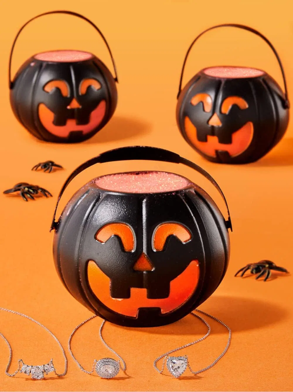 Бомбочка для ванны Pumpkin с подвеской, Charmed Aroma, 151 г