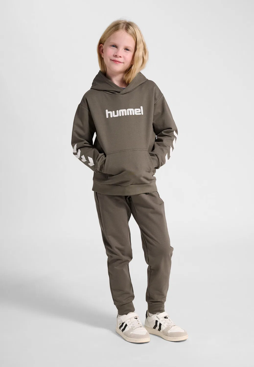 Детское худи с принтом Hmljr Logo Hummel, Schwarz — фото 4