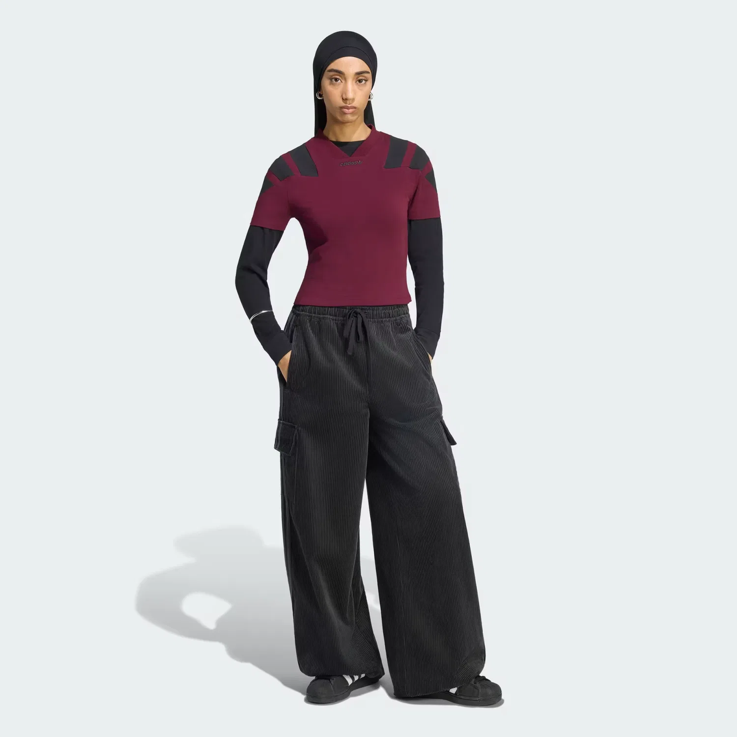 Женские брюки карго оверсайз из вельвета Corduroy 3S Cargo Pants Adidas Originals, черный — фото 3