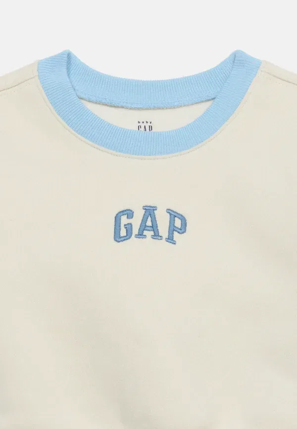 Комплект унисекс для экипажа: шорты и шорты Gap — фото 4