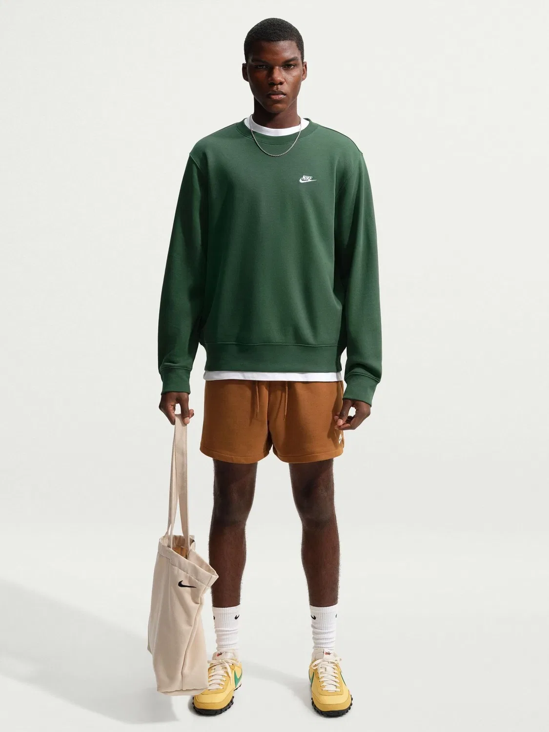 Зеленый свитшот с круглым вырезом Nike Fir Club — фото 2