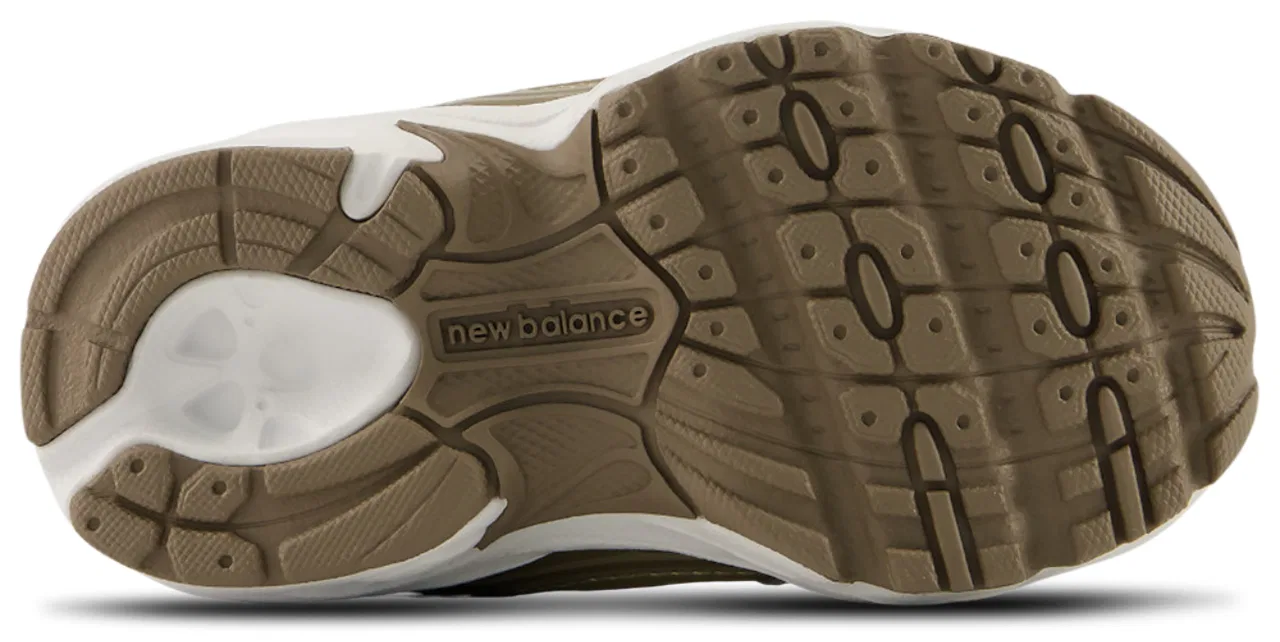 Детские кроссовки для девочек с амортизацией ABZORB New Balance 530, Mushroom/Driftwood — фото 4