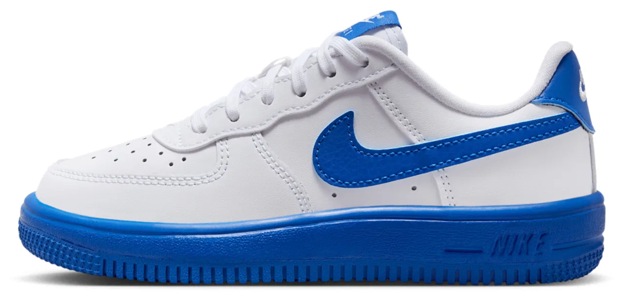 Кроссовки для мальчиков Air Force 1 Low Lace Nike, цвет White/Game Royal — фото 2