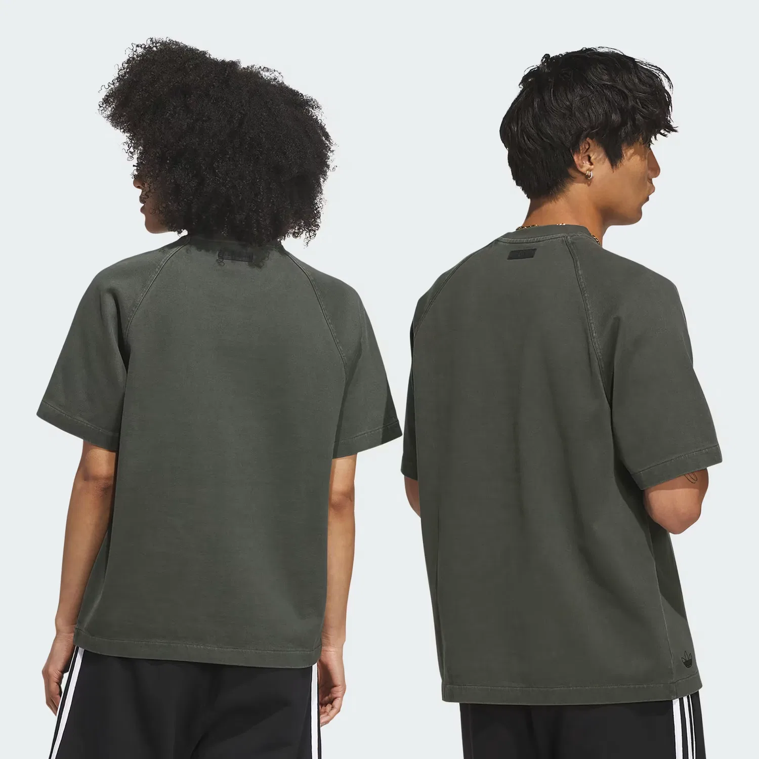 Футболка свободного кроя Tyshawn Washed Premium Adidas Originals, серая — фото 2