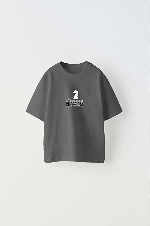 Детская футболка для девочек с принтом International Chess Day Written Chess Design The Champ Clothing, Smoked — фото 2