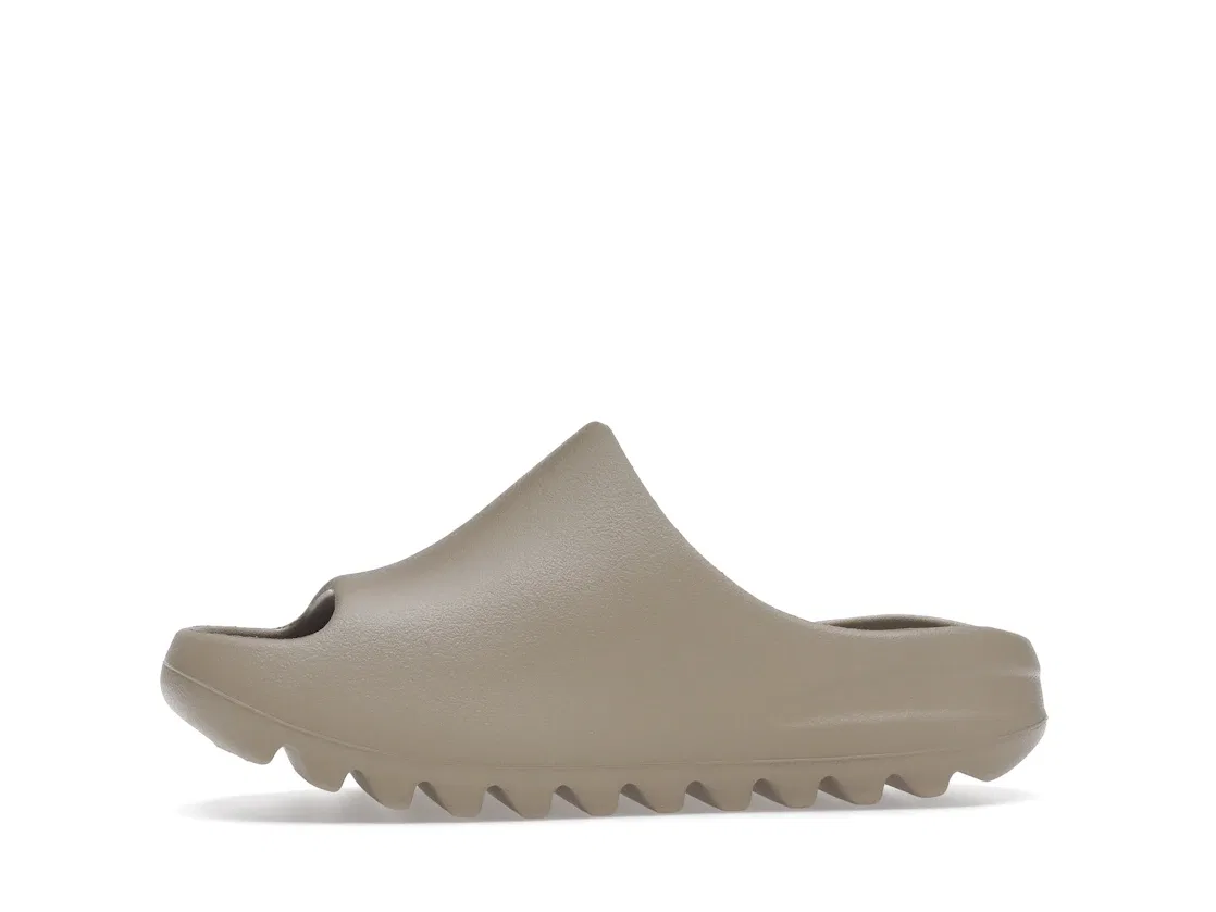 Детские шлепанцы с ребристой подошвой Adidas Yeezy Slide, Pure — фото 3