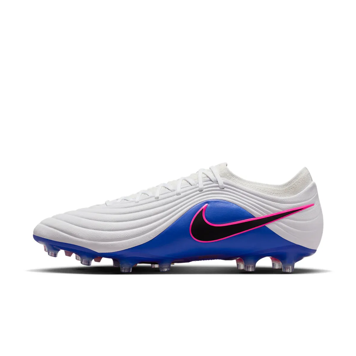 Мужские низкие футбольные бутсы Tiempo Maestro Elite для искусственной травы Nike, белый