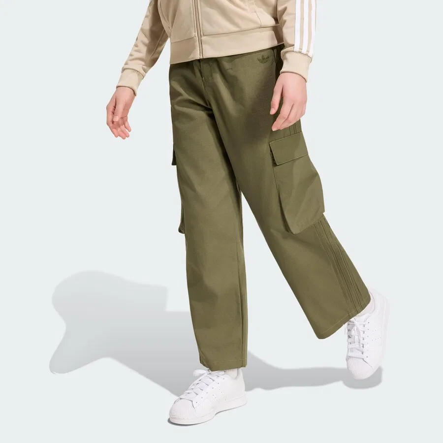Брюки ADIDAS ORIGINALS свободного кроя, оливкового цвета — фото 2
