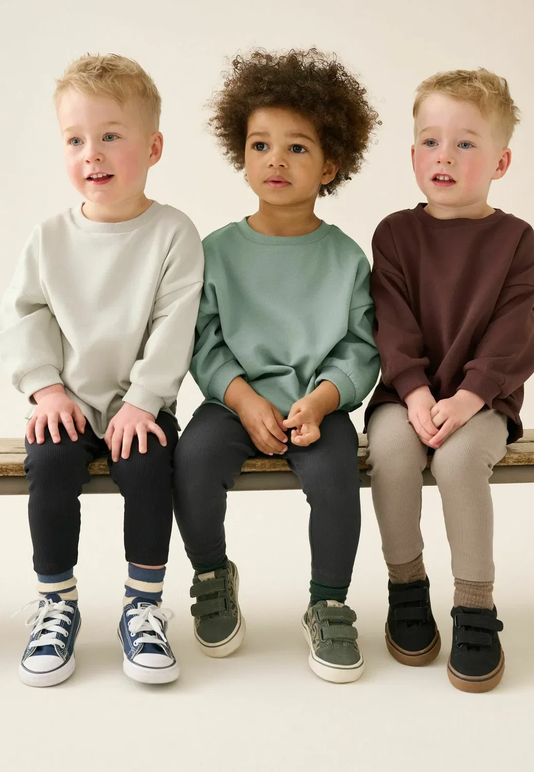Комплект из трех предметов: футболка и леггинсы стандартного кроя Next, Brown Green Off-White — фото 4