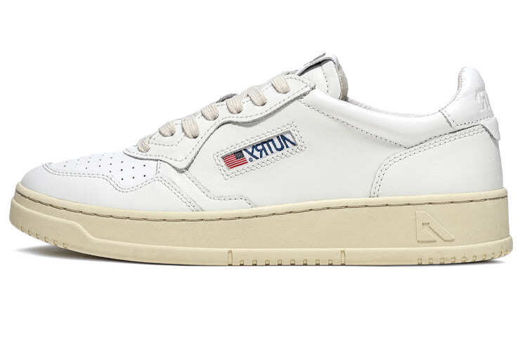 

Кроссовки Autry Medalist Leather Low, белый