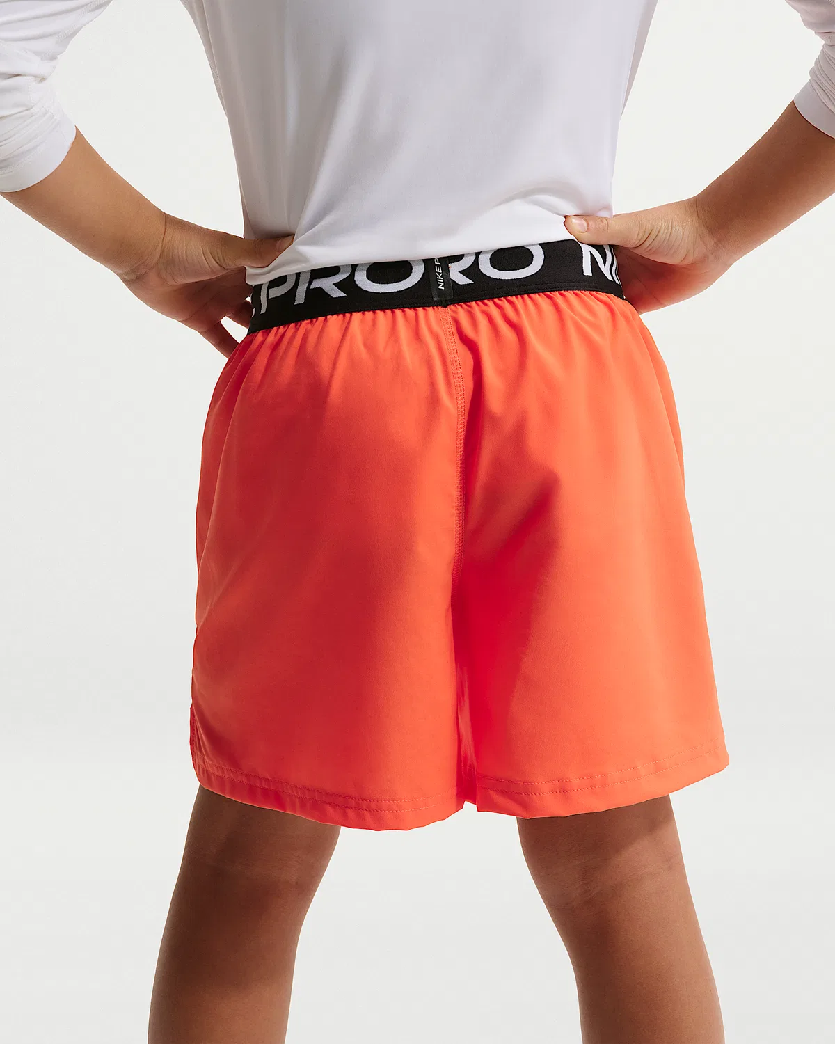 Детские тренировочные шорты Nike Pro Dri-FIT для мальчиков, Turf Orange/White/Black — фото 3