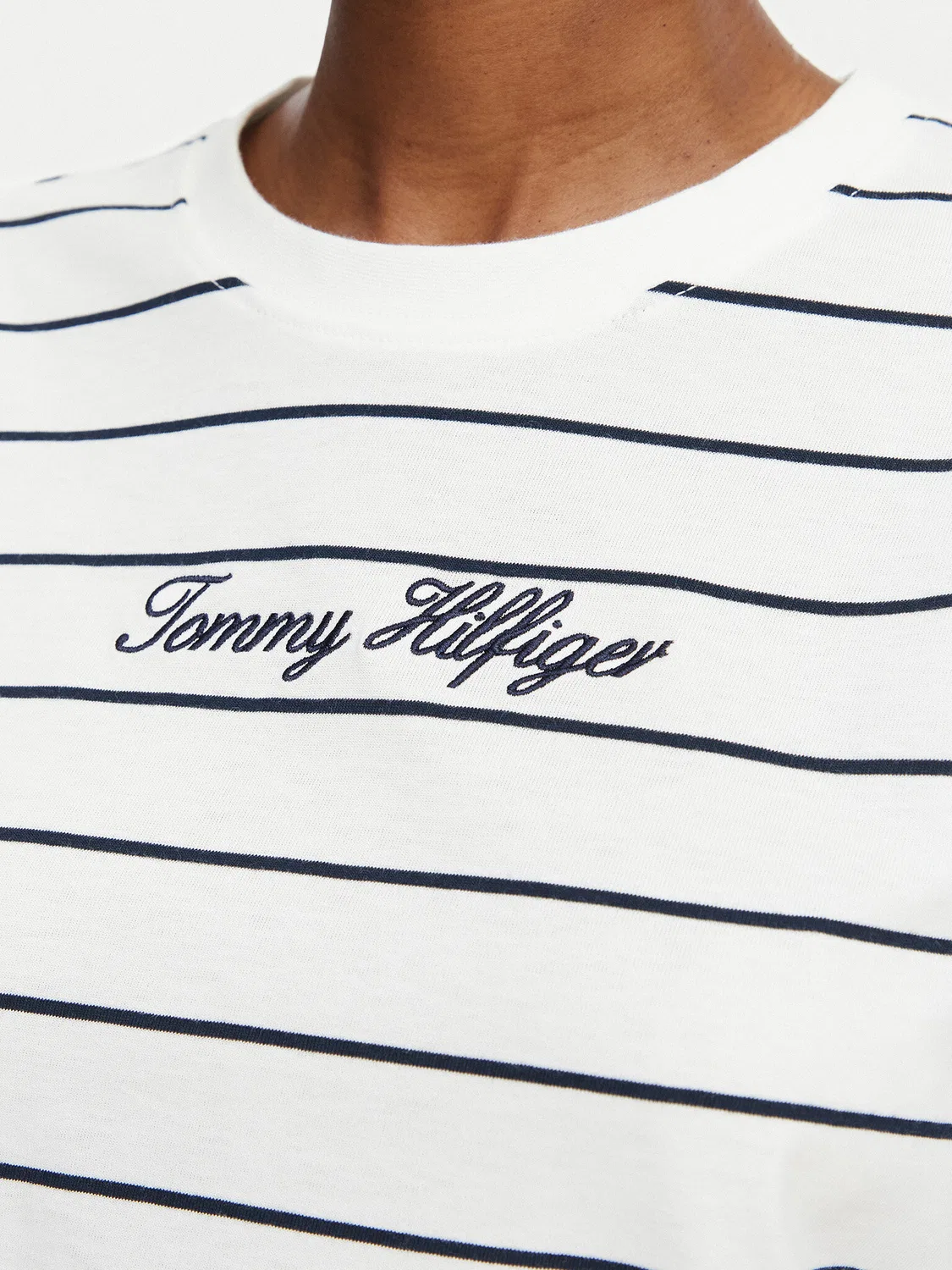 Женская футболка свободного кроя Classic Tommy Hilfiger, белый — фото 4