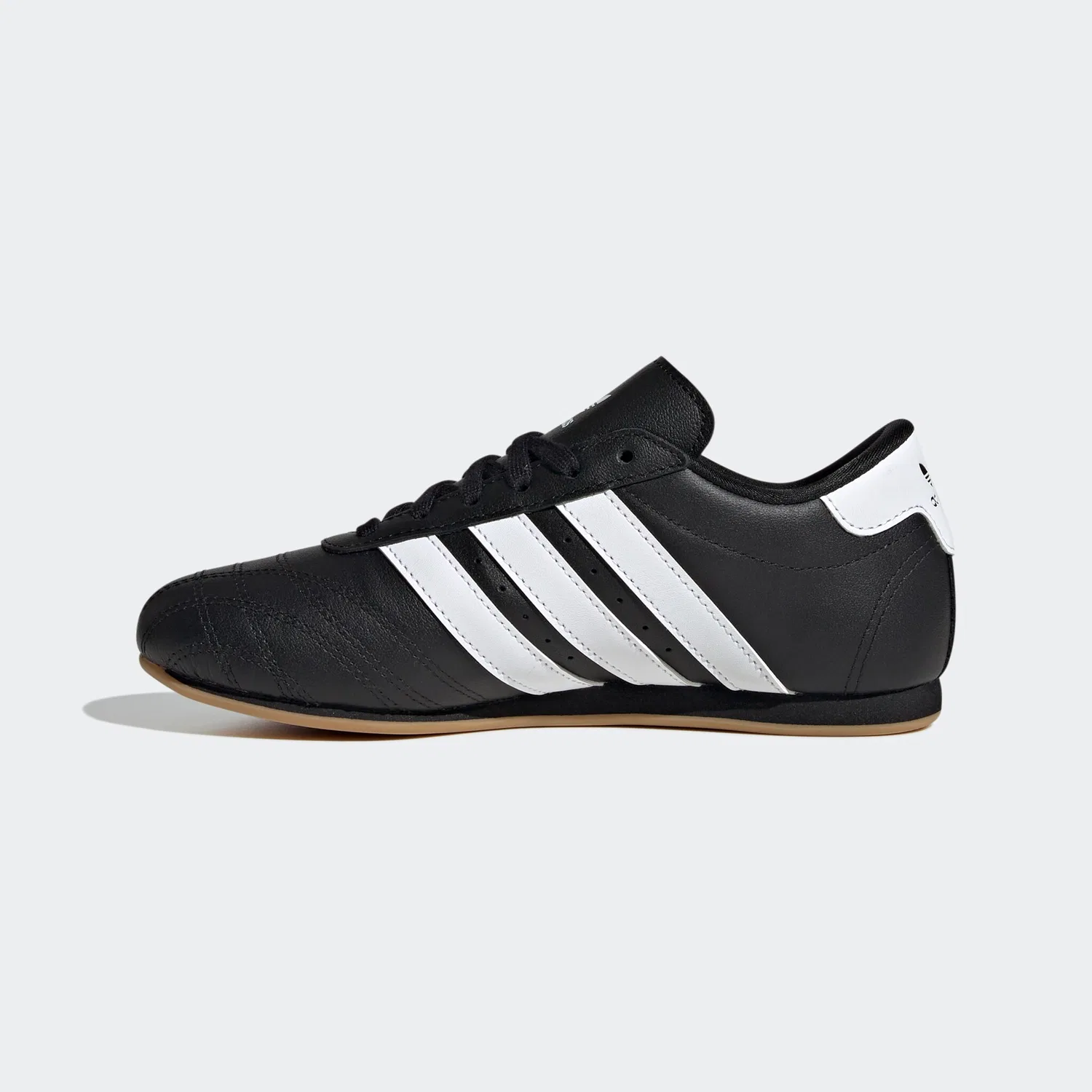 Детские кроссовки в стиле таэквондо Adidas Originals, Core Black/Cloud White/Gum 3 — фото 3