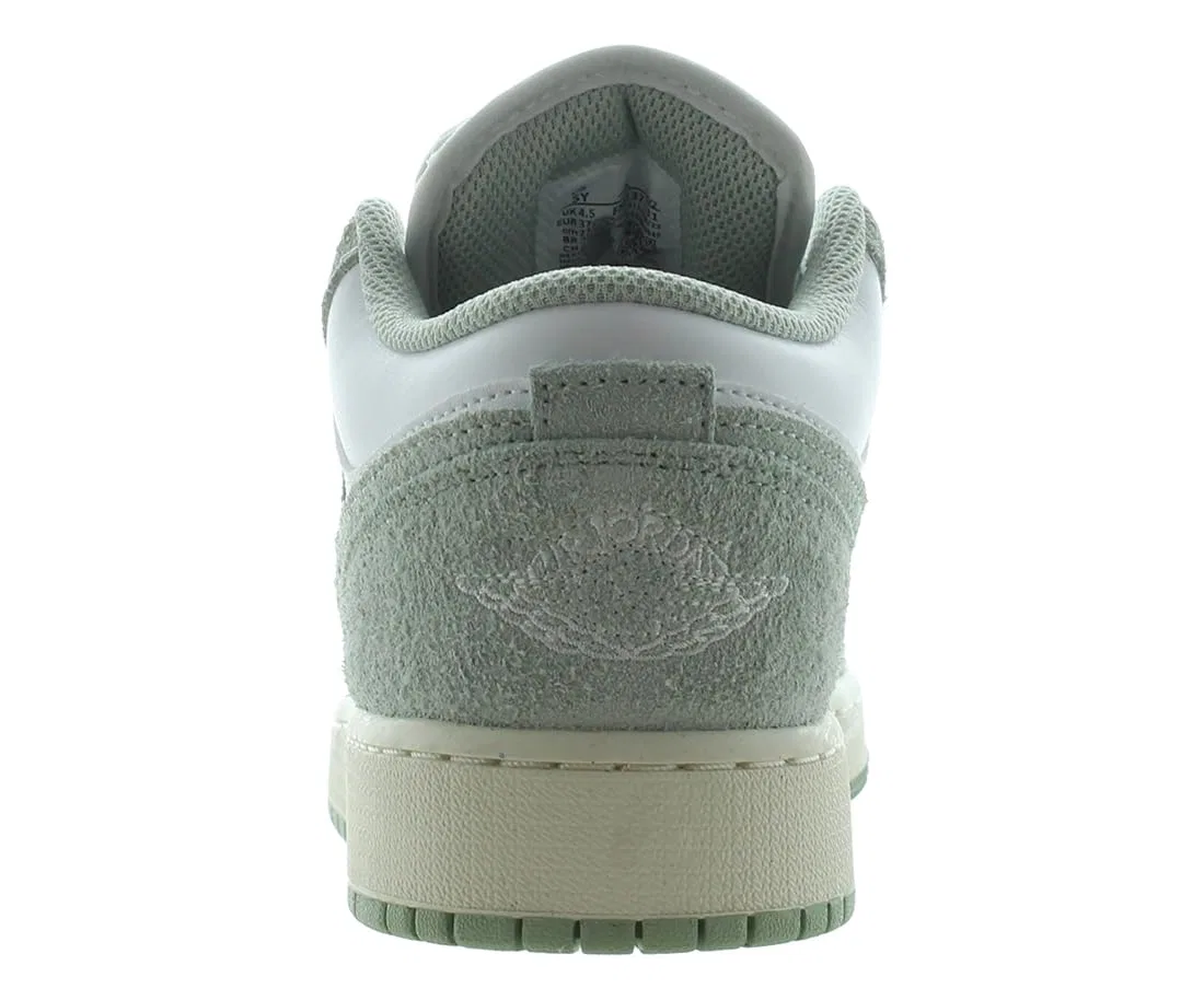 Детские кроссовки для мальчиков из замши Air Jordan 1 Low Se Big Kids Shoes NIKE, White Seafoam Vela — фото 3