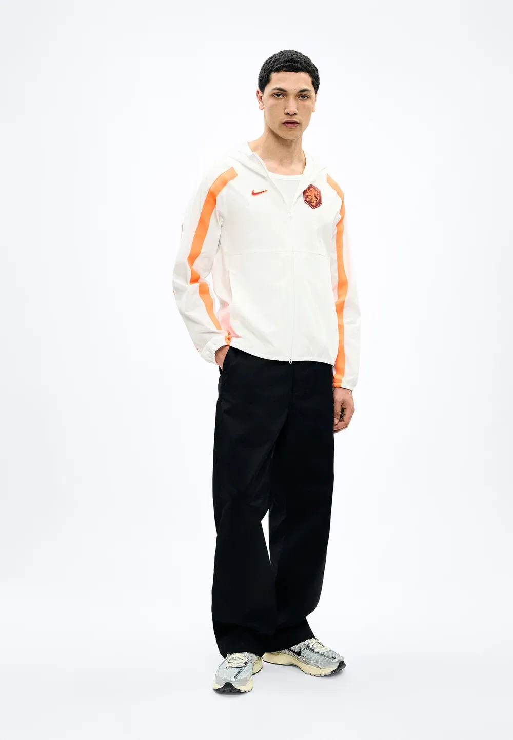 Энергетика Нидерландов - форма национальной сборной Nike Performance, White/Hyper Crimson — фото 2