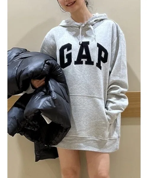 Женское худи с длинным рукавомGAP Arch Logo, Light Grey