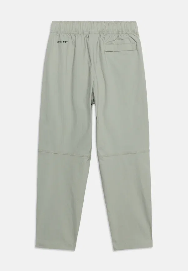 Брюки водонепроницаемые Nike Sportswear tracksuit bottoms, черный — фото 2