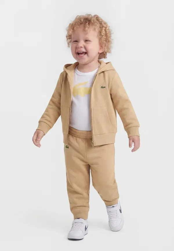 Детский спортивный костюм Lacoste