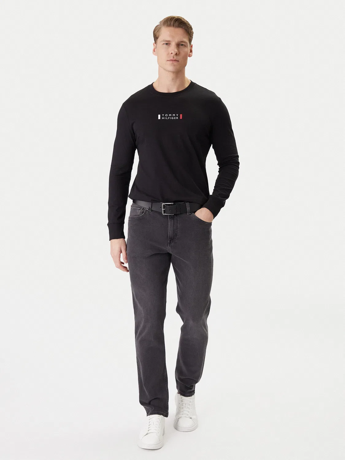 Мужской лонгслив приталенного кроя Brand Love Ls Tee Tommy Hilfiger, черный — фото 2