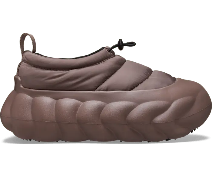 

Ботинки Crocs Overpuff, коричневый