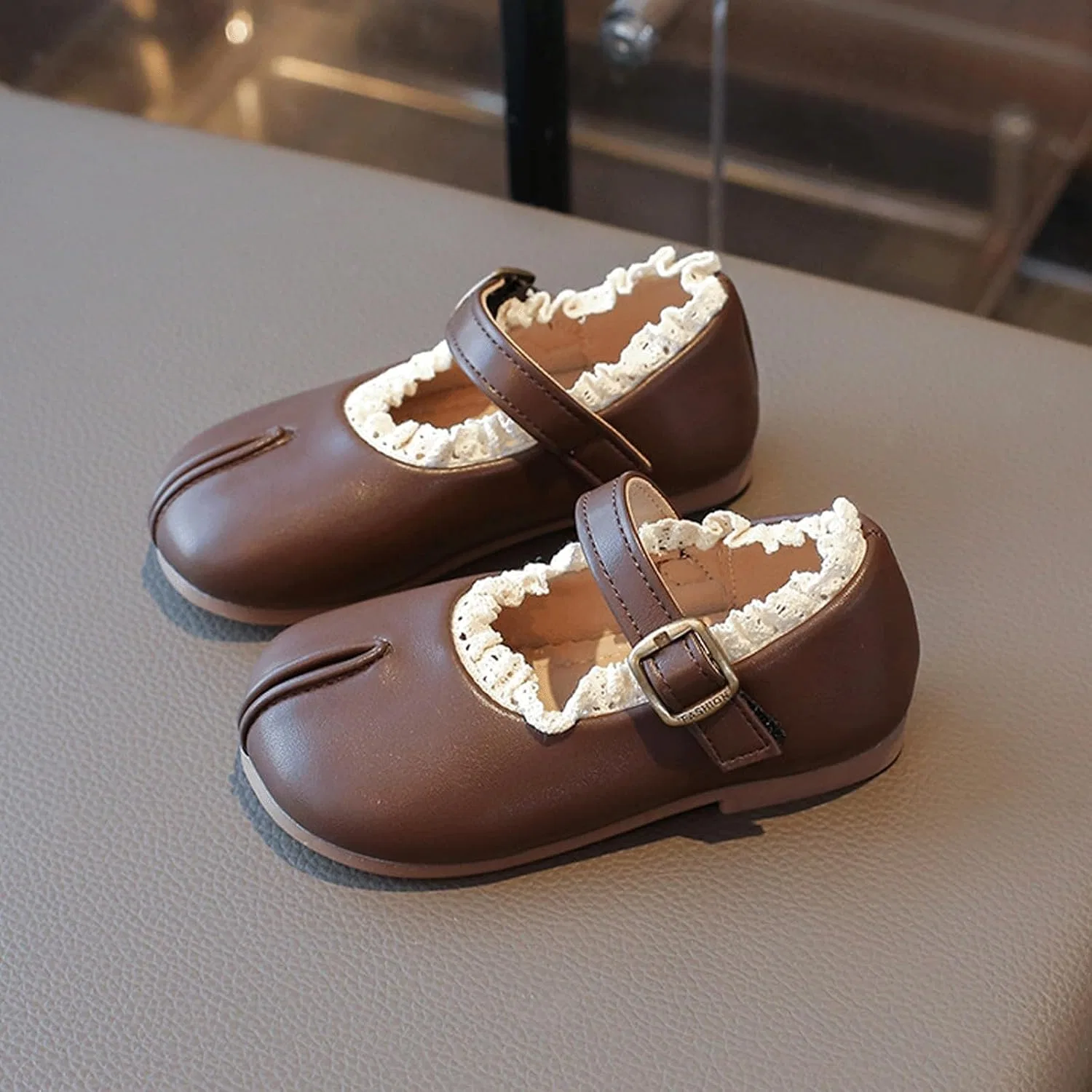 Детские балетки для девочек с кружевной отделкой Tabi Flats RYLENDOR, Black — фото 3