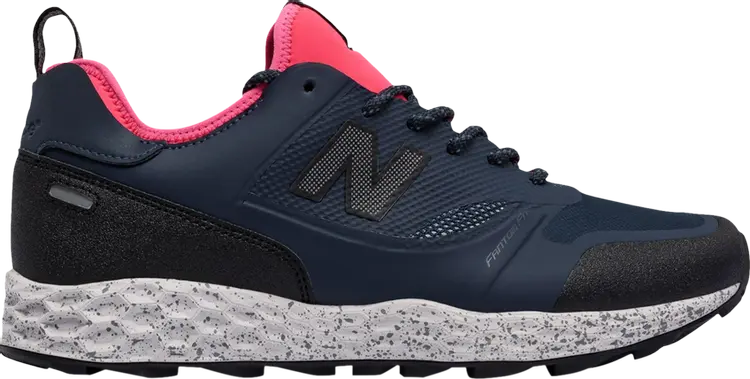 

Кроссовки New Balance Fresh Foam Trailbuster 'Navy Guava', синий