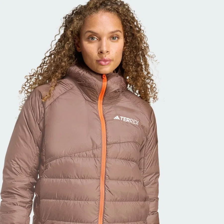 Женский утепленный пуховый горнолыжный пуховик с капюшоном Terrex Xperior ClimaWarm+ Down Hooded Jacket adidas, Фиолетовый — фото 4