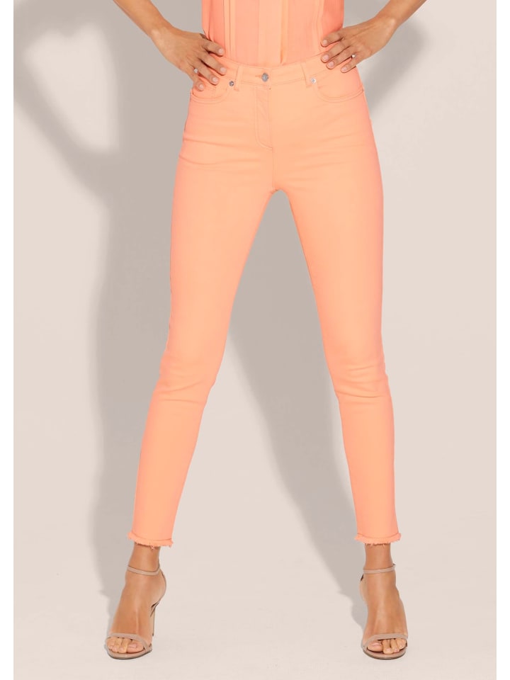 

MADELEINE Узкие джинсы средней посадки с бахромой персикового цвета